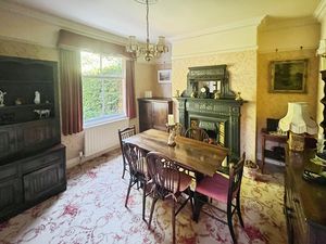 Dining room- click for photo gallery